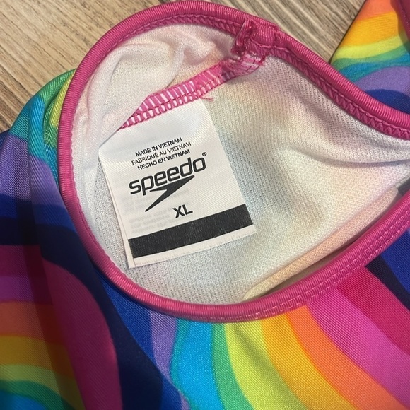 Speedo Girls XL Size 16 One Piece Rainbow Striped Swimsuit Swimming Uniform - Picture 3 of 3